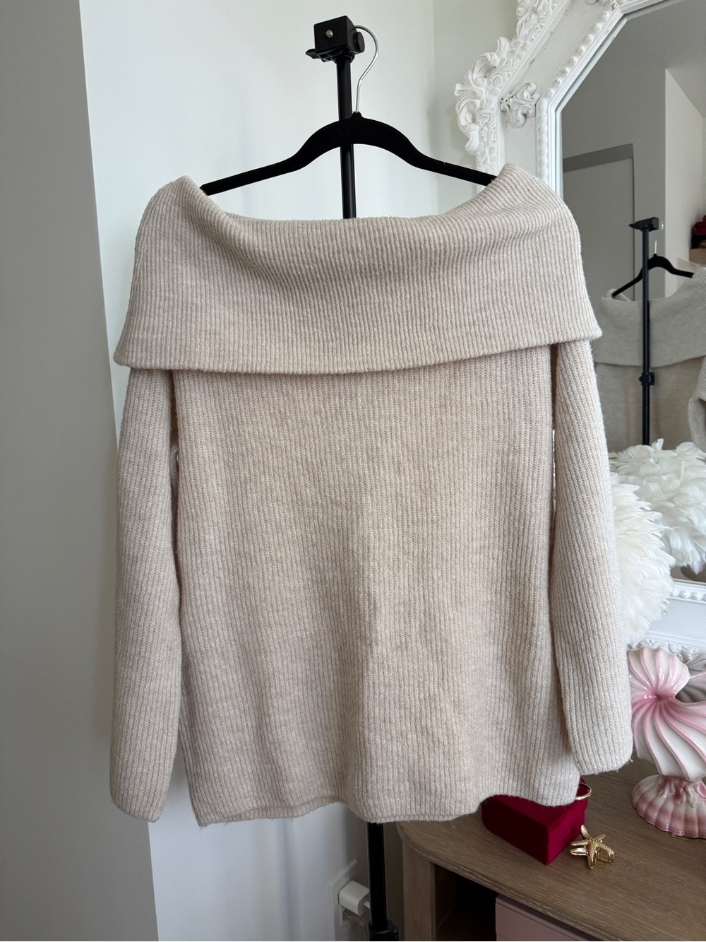 H&M Off-Shoulder Knit Sweater in beige - Oatmeal - Picture 8 of 15